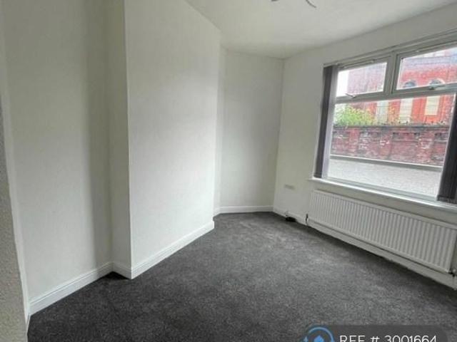 House for rent in Moses Gate, Lee Bank