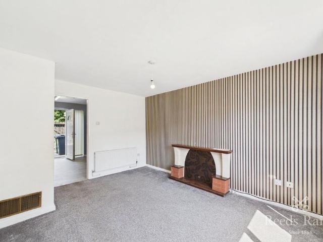 House for rent in Milnsbridge, West Yorkshire