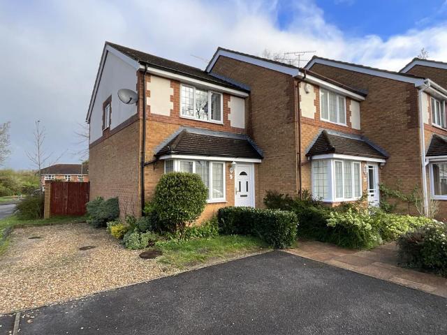 House for rent in Woodley