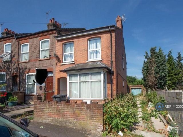 House for rent in Farley Hill, Spring Park