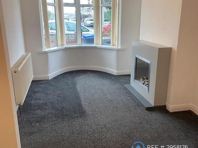 House for rent in Common Edge, Blackpool