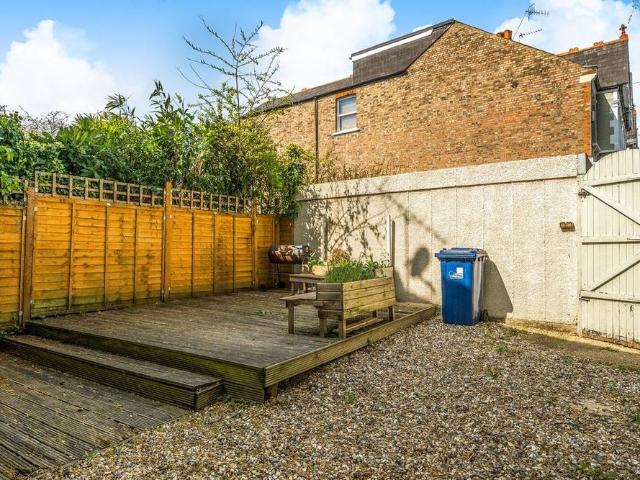 House for rent in London Borough of Ealing, Greater London