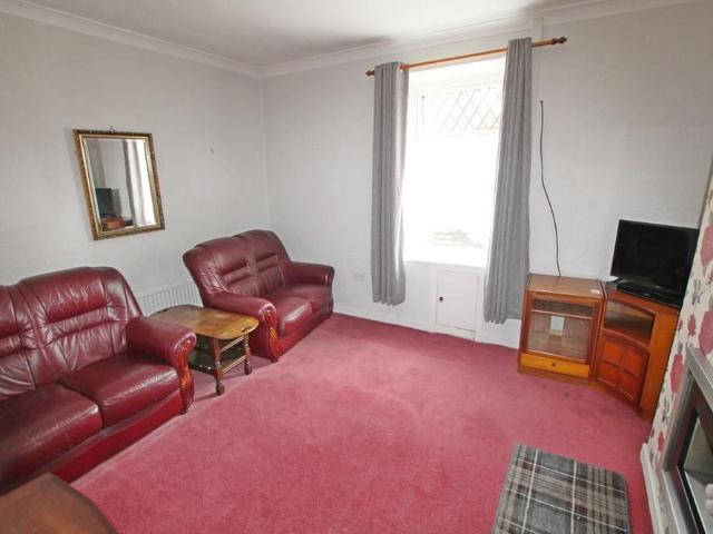 House for rent in Oakenshaw, Backburn