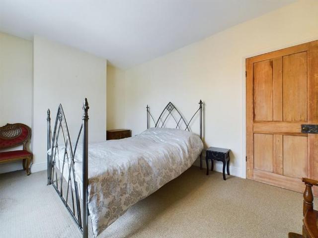 House for rent in Loundsley Green, East Midlands