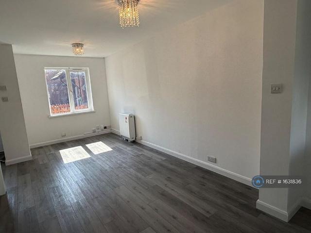 House for rent in Little Heath, Greater London