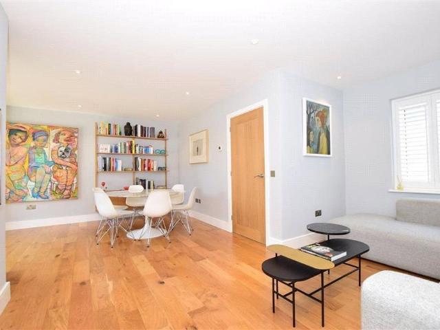 House for rent in St. Mildred's, The Bridge
