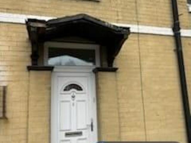 House for rent in Newton Wood, Greenheys