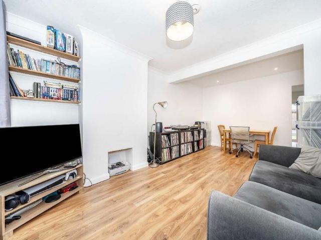 House for rent in Molesey, Elmbridge