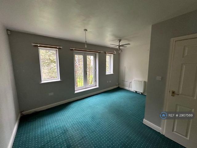 House for rent in Paddock, Milnsbridge