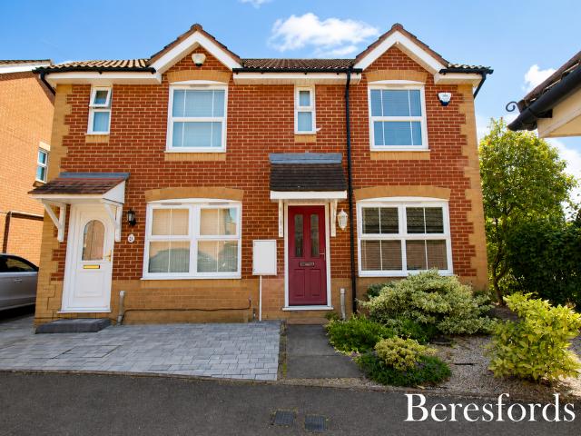 House for rent in Ardleigh Green, Greater London
