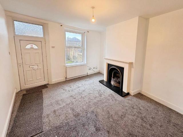 House for rent in Huddersfield, Kirklees
