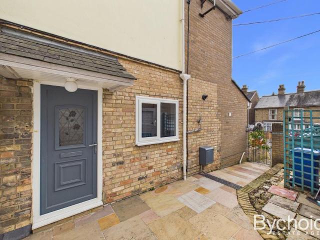 House for rent in Sudbury, Chelmondiston