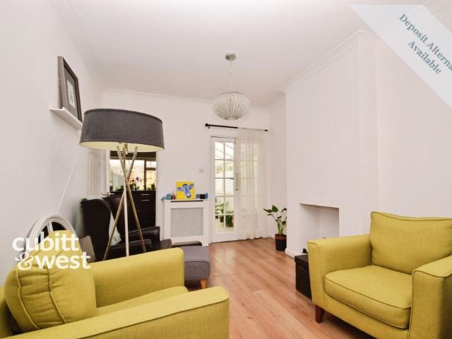 House for rent in London Borough of Croydon, Purley