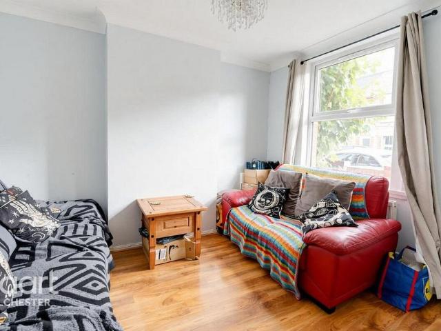 House for rent in Hythe, Colchester
