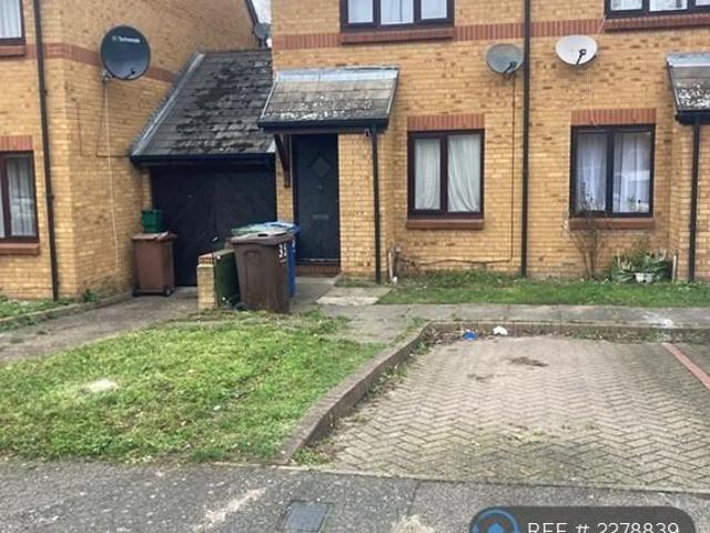 House for rent in Badgers Dene, Grays