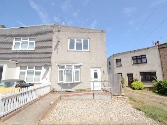House for rent in Emerson Park, Greater London