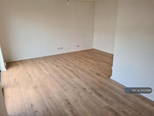 House for rent in Potters Corner, East Midlands
