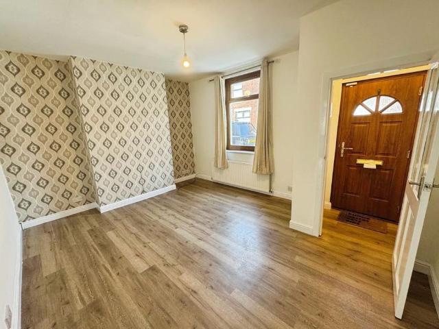 House for rent in Marland, Burnedge