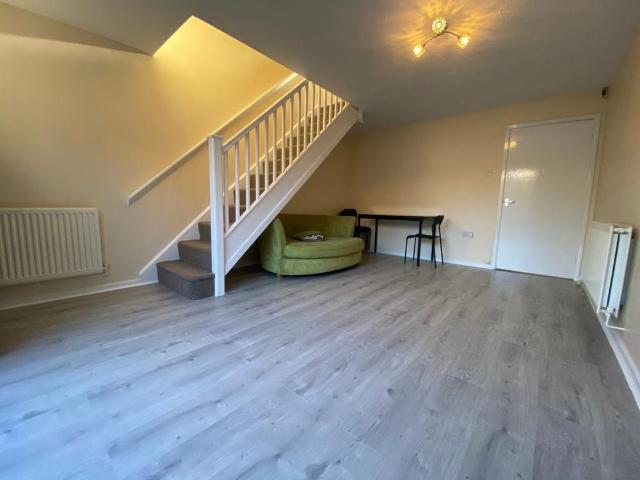 House for rent in Upton