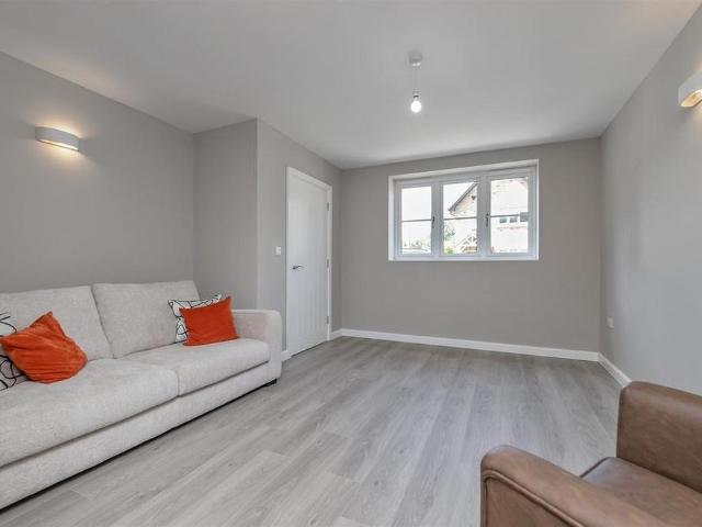 House for rent in Frogmore, St Albans