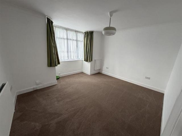 House for rent in Lewsey Farm, Caddington