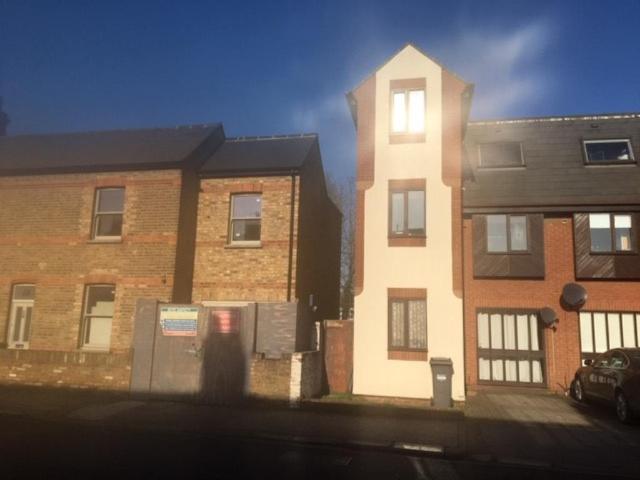 House for rent in London Borough of Hounslow, Spring Grove