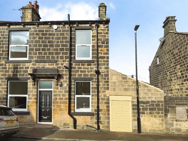 House for rent in Rufford Park, Yeadon