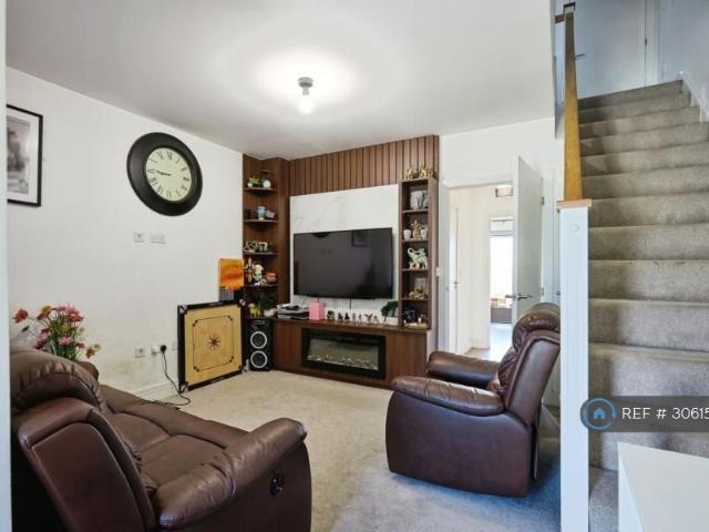 House for rent in Finchampstead, Arborfield Green