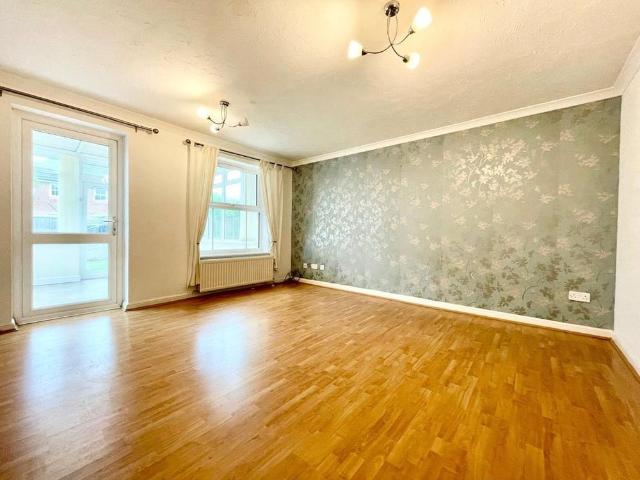 House for rent in Woodley