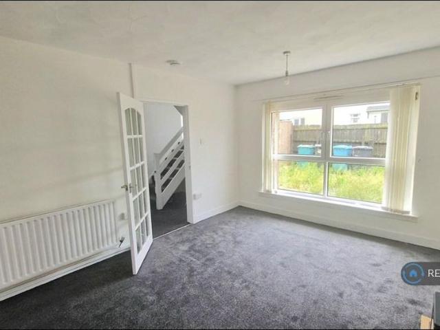 House for rent in Newmains, Scotland