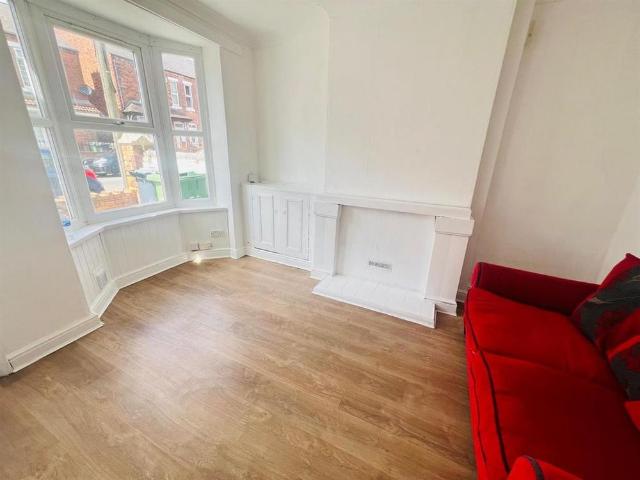House for rent in Darlaston, West Midlands