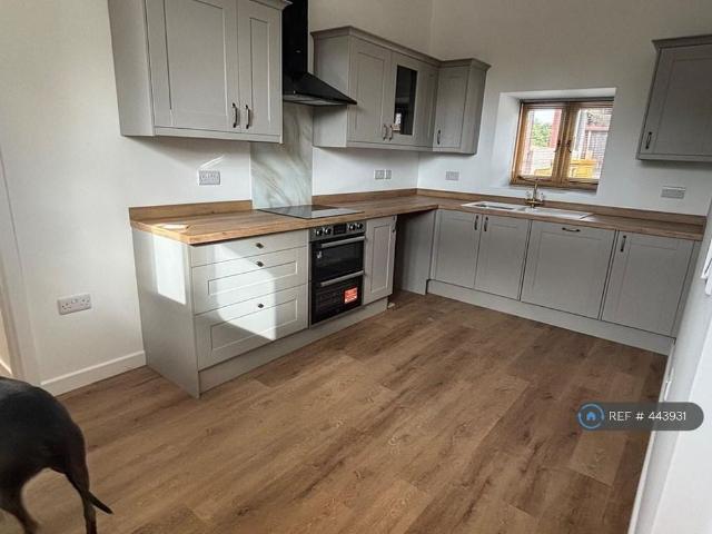 House for rent in Sherford, Rumwell
