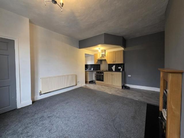House for rent in Firthcliffe, Millbridge