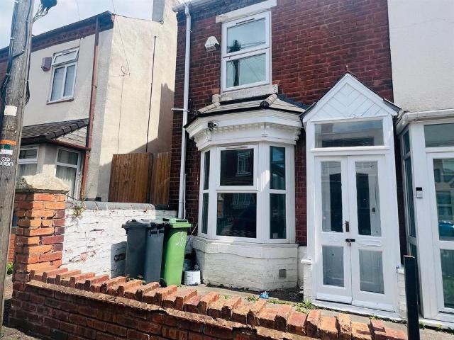 House for rent in Darlaston, West Midlands