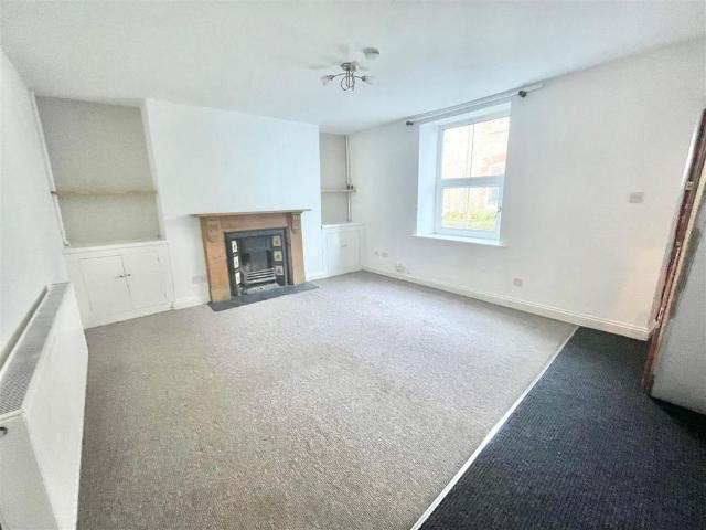 House for rent in Mount Wise