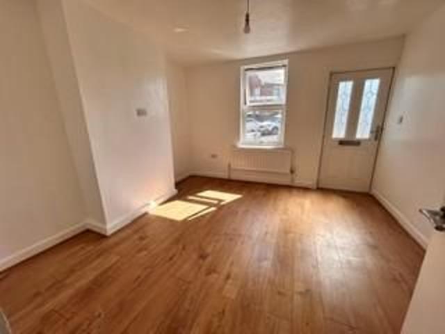 House for rent in Grove Park, Oad Street