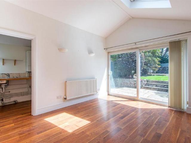 House for rent in Falcon Lodge, Wales