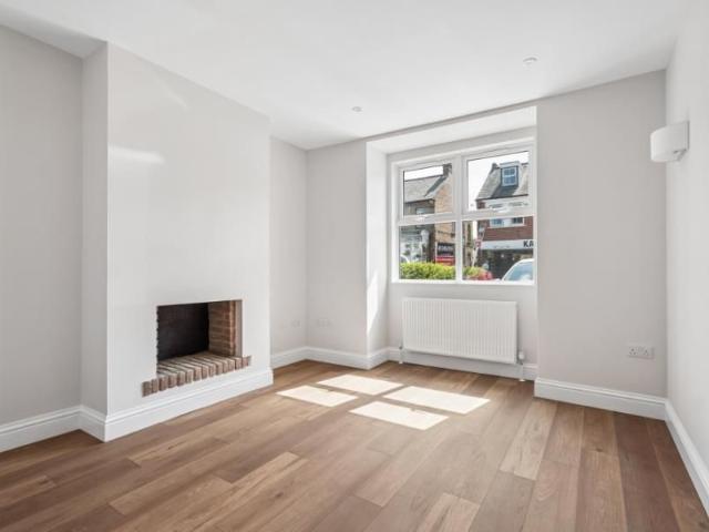 House for rent in Northwood, Greater London