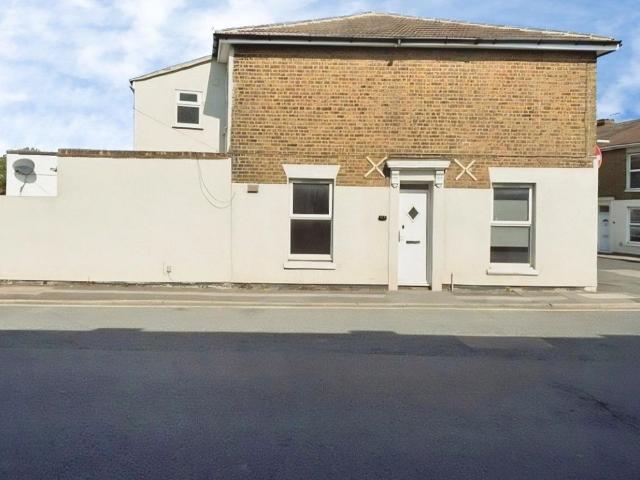 House for rent in Sheerness, Oad Street