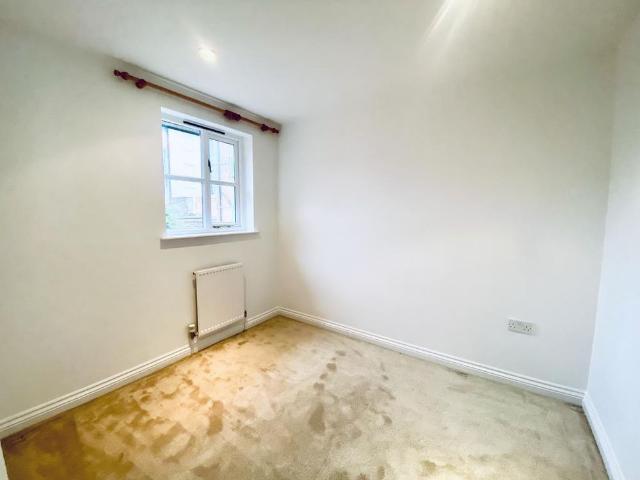 House for rent in Milverton, Green Close
