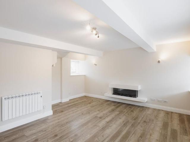 House for rent in Jersey Marine, Neath Port Talbot