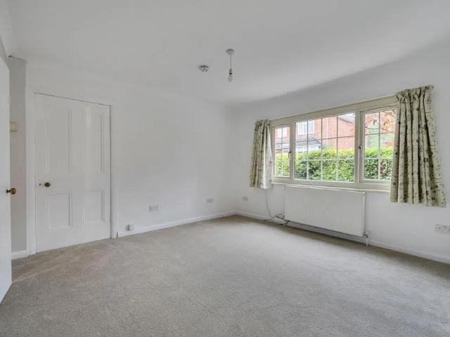 House for rent in Hare Hatch, Wargrave