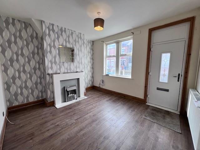 House for rent in Caldermill, East Midlands
