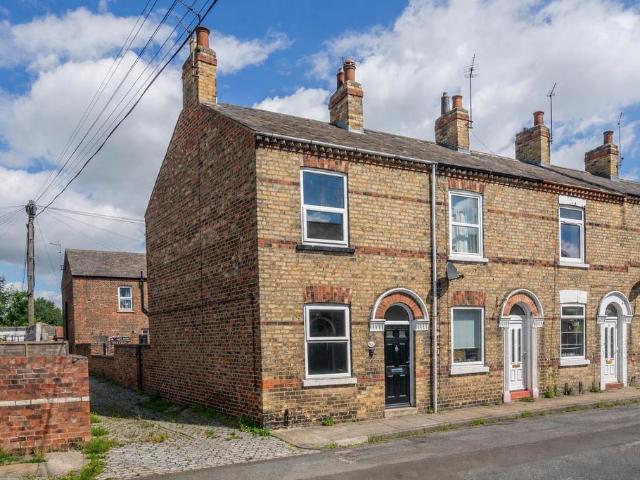 House for rent in Holgate, High Field
