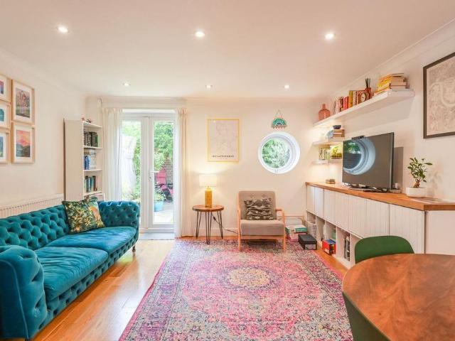 House for rent in London Borough of Tower Hamlets, Greater London