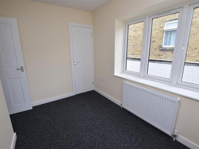 House for rent in Rainham, Greater London