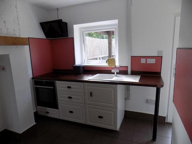 House for rent in Nangreaves, Wales