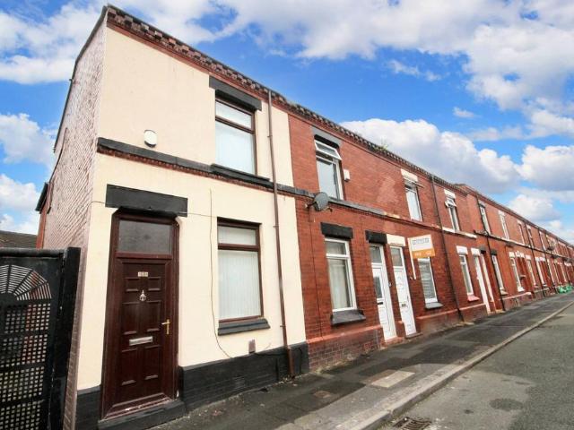 House for rent in Cowley Hill, St Helens