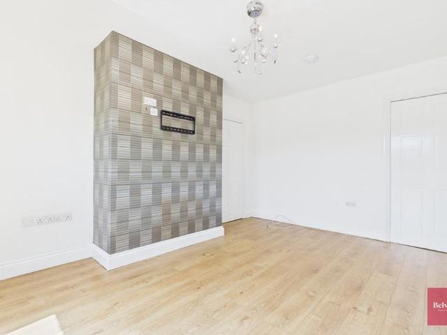 House for rent in Nangreaves, Wales