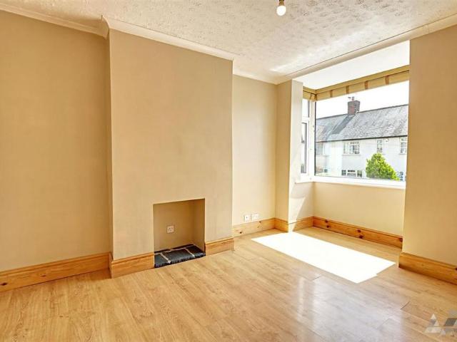 House for rent in Loundsley Green, East Midlands
